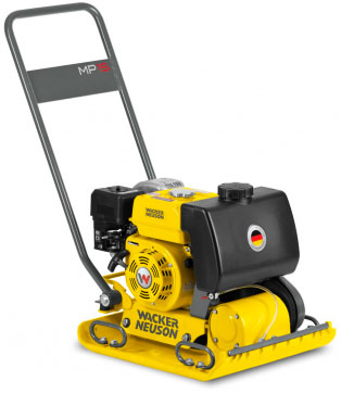 Виброплита Wacker Neuson MP-15 в прокат в Иванове. У нас лучшая цена за сутки! Возможность взять в аренду с выгодной скидкой до 40% при экспресс доставке 24/7. И помните, ночью стоимость еще дешевле на 30%! #арендапрокат #виброплита #выгодно